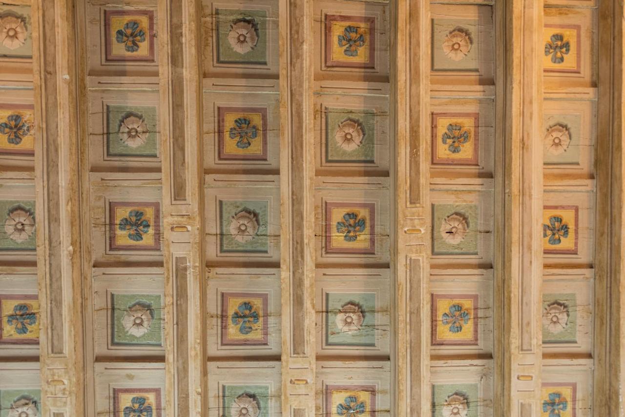 Santa Croce Palace By Mmega Флоренция Экстерьер фото